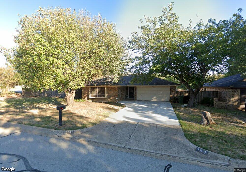 744 Highland Crest Dr, Hurst, TX 76054 - photo 1