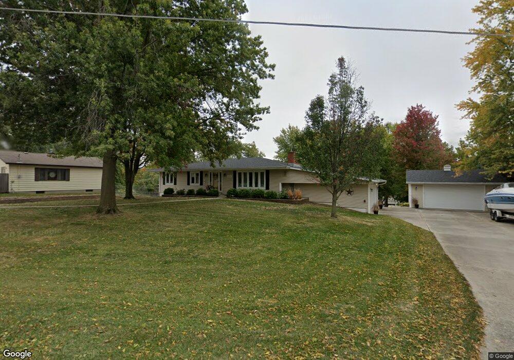 1301 Monroe Dr unit A, Newton, IA 50208 - photo 1