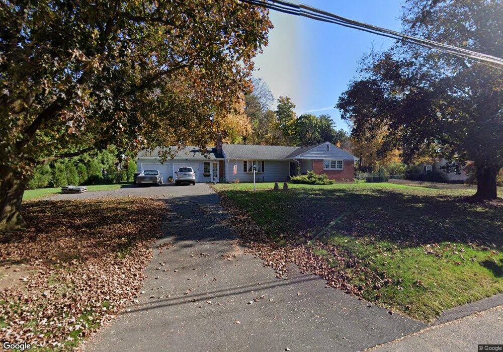 315 Rye St, Broad Brook, CT 06016 - photo 1