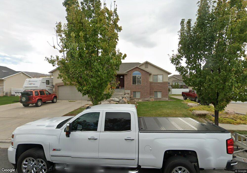 1377 W 2050 S, Woods Cross, UT 84087 - photo 1