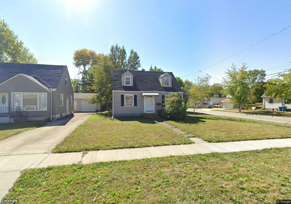 2402 E 34th St, Lorain, OH 44055 - photo 1