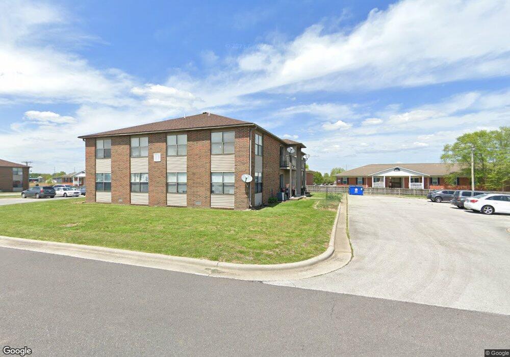 717-731 Brett Cir, Nixa, MO 65714 - photo 1