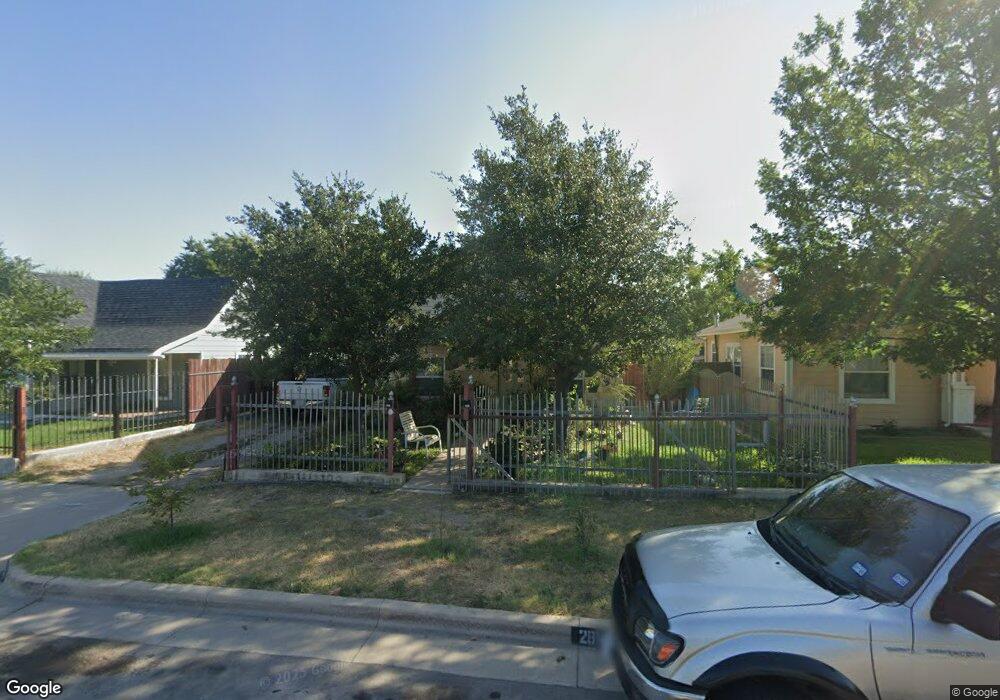 2816 NW 27th St, Fort Worth, TX 76106 - photo 1