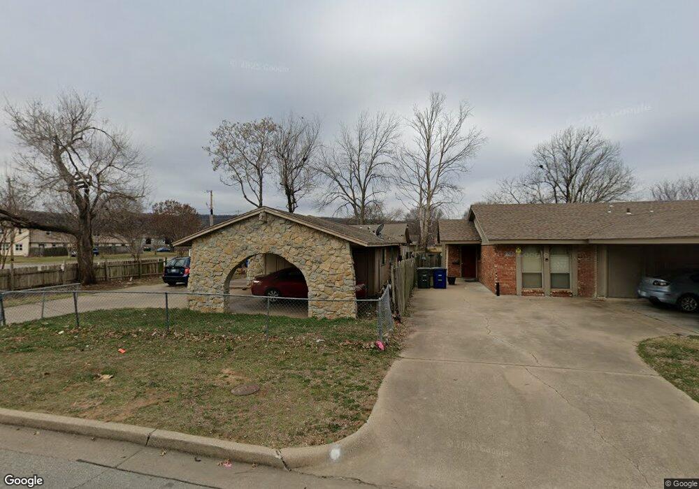 6040 S Madison Place, Tulsa, OK 74105 - photo 1