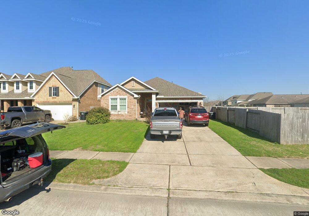 1046 Cash St, Alvin, TX 77511 - photo 1