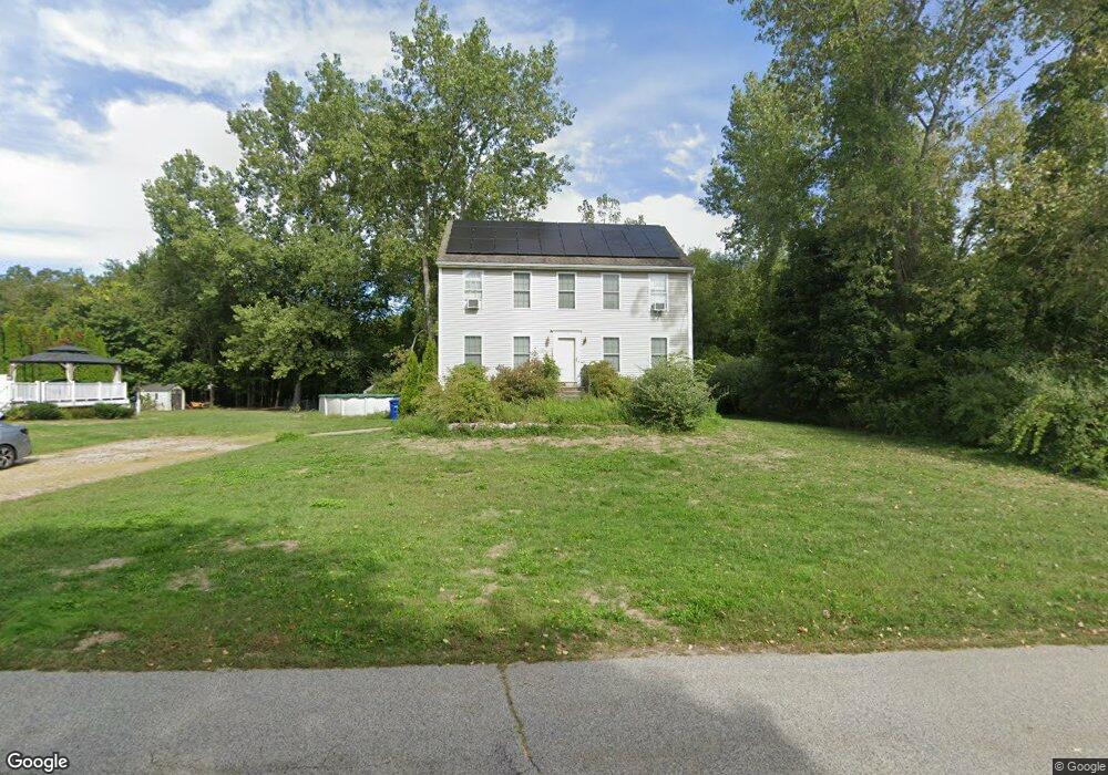 76 Pawcatuck Ave, Pawcatuck, CT 06379 - photo 1