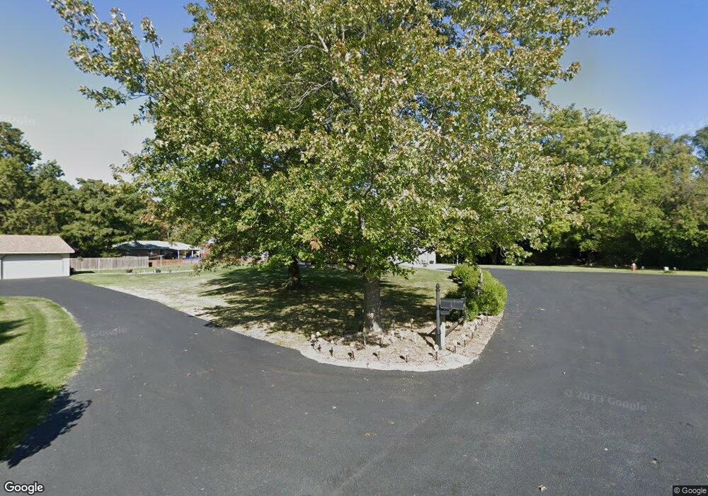 1 Barbarotto Ln, Maryville, IL 62062 - photo 1