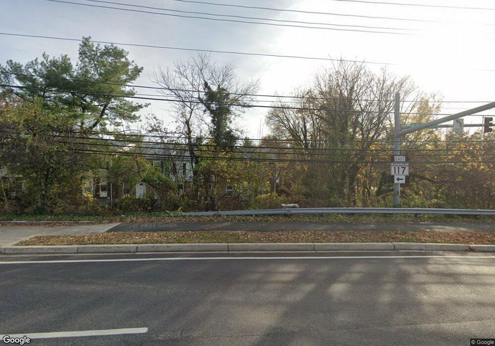 521 W Diamond Ave, Gaithersburg, MD 20877 - photo 1