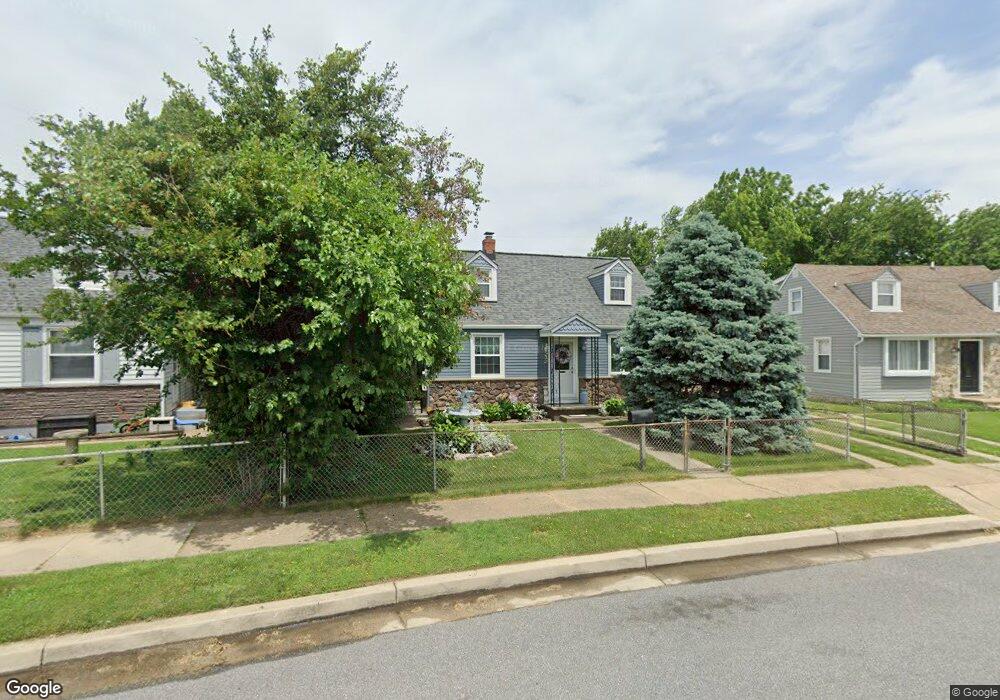 8222 Watersedge Rd, Dundalk, MD 21222 - photo 1