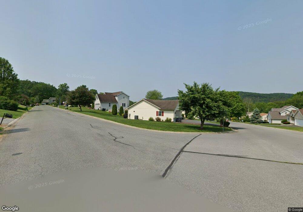 113 Chestnut Ridge Dr, Orwigsburg, PA 17961 - photo 1