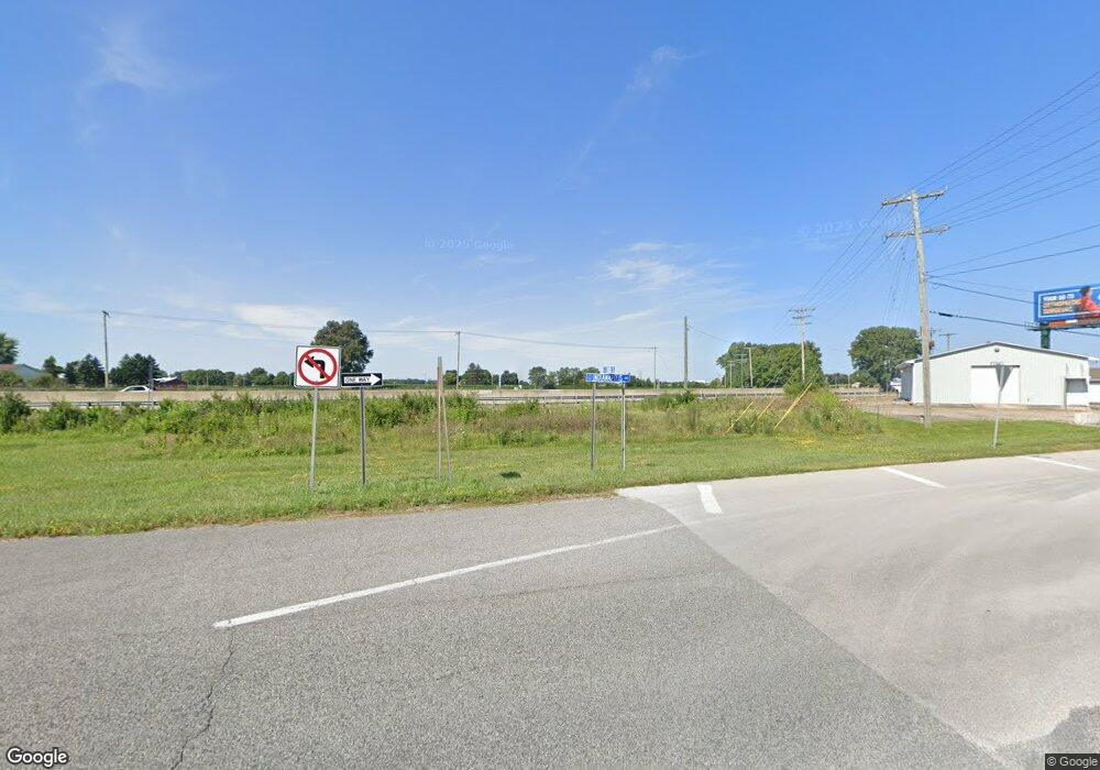 698 E 100 S, Whitestown, IN 46075 - photo 1