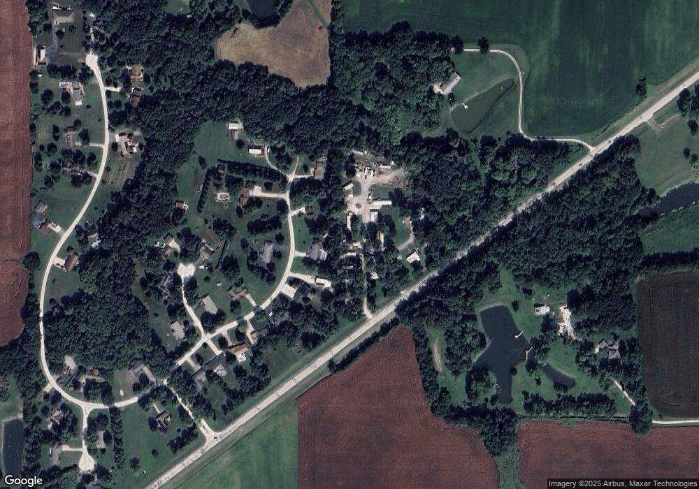 109 Loren Ln, Jacksonville, IL 62650 - photo 1