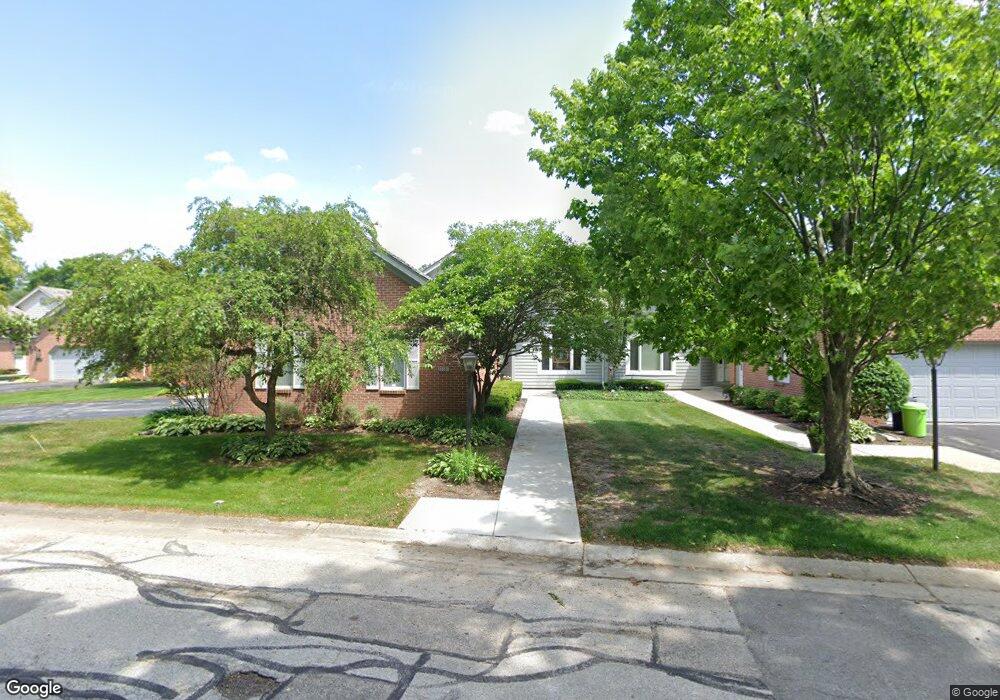 2350 Walnut Grove Ct unit B, Brookfield, WI 53005 - photo 1