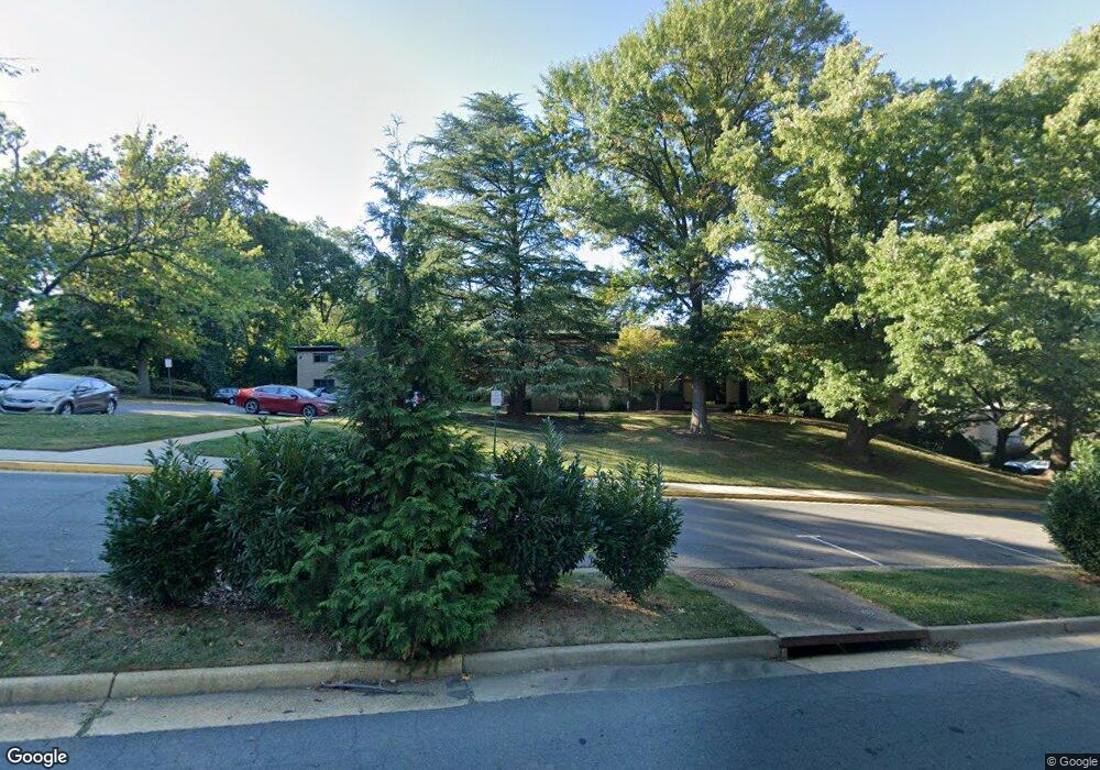 7857 Enola St unit 106, McLean, VA 22102 - photo 1