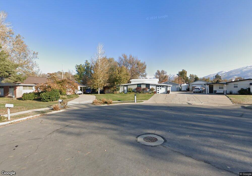 890 Sapphire Dr, Layton, UT 84041 - photo 1