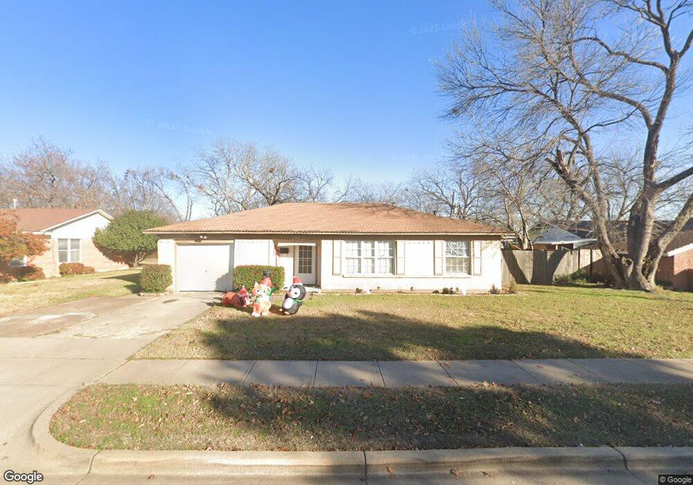 5124 Nancy Ln, North Richland Hills, TX 76180 - photo 1