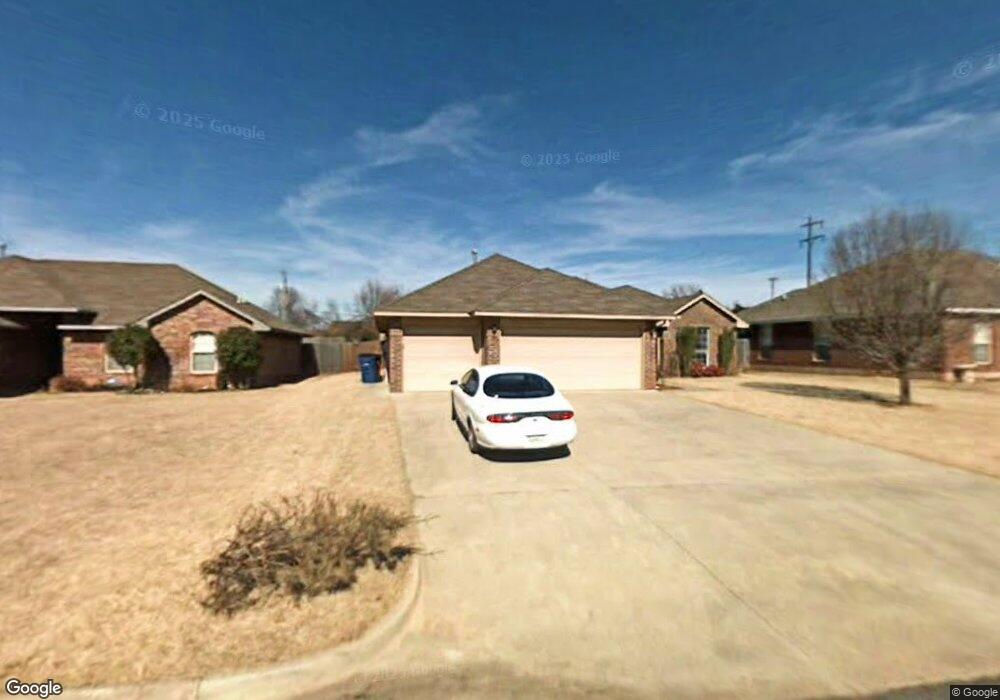 625 Woodbriar, Noble, OK 73068 - photo 1