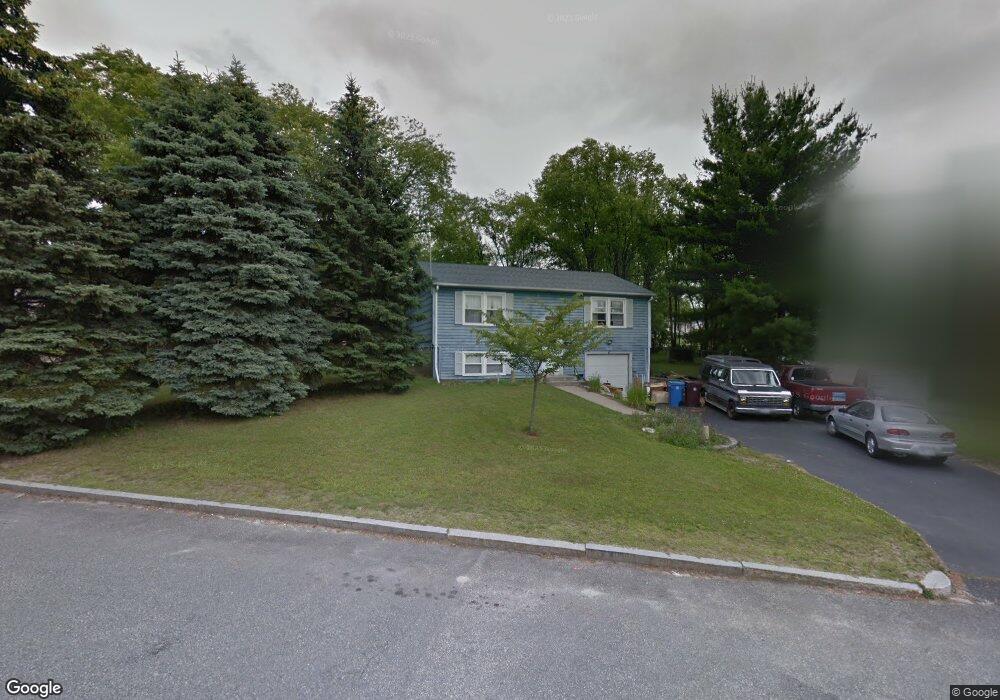 223 Grandview Ave, Woonsocket, RI 02895 - photo 1