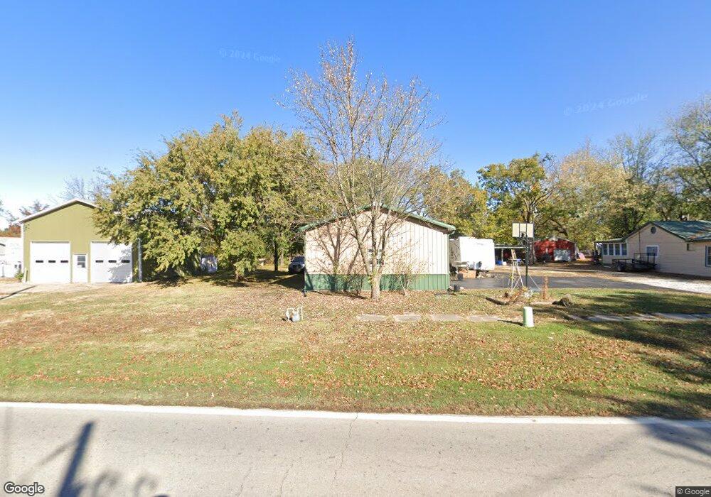 207 E 4th St, Altamont, KS 67330 - photo 1