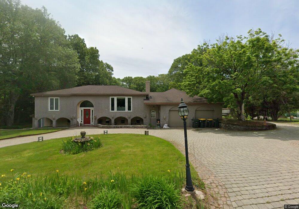 110 Burlingame Rd, Smithfield, RI 02917 - photo 1
