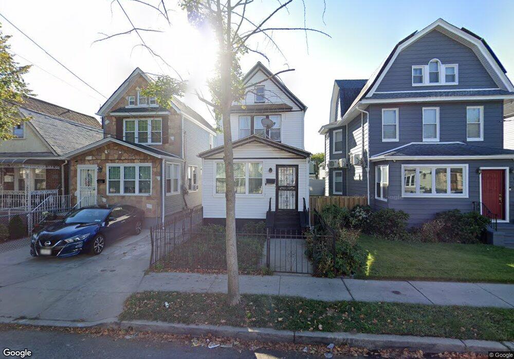 15054 116th Ave, Jamaica, NY 11434 - photo 1