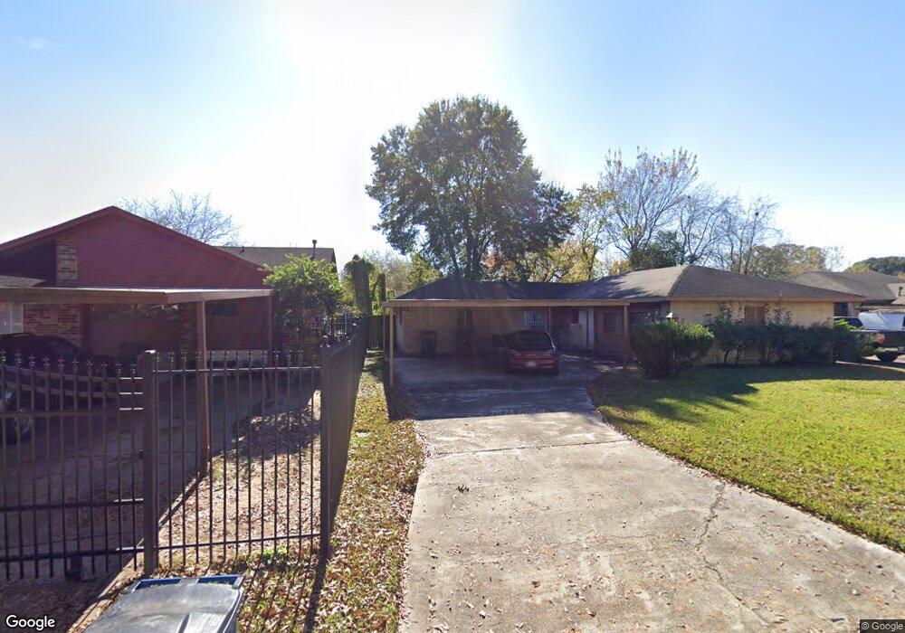 2163 Drayton Ln, Houston, TX 77088 - photo 1