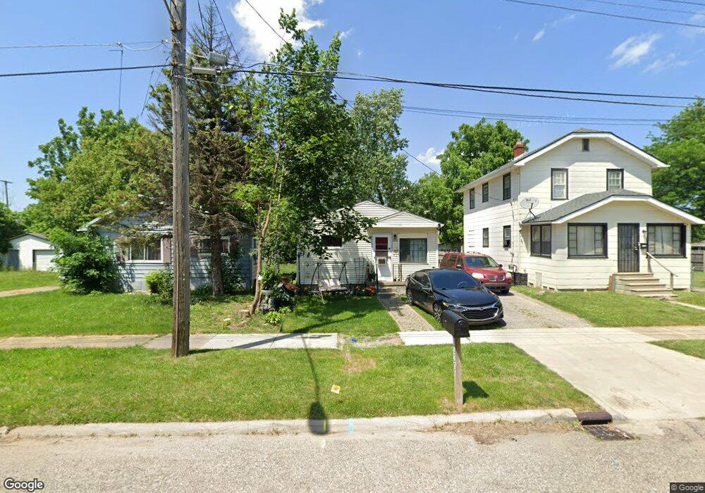 1030 Edith Ave, Flint, MI 48507 - photo 1