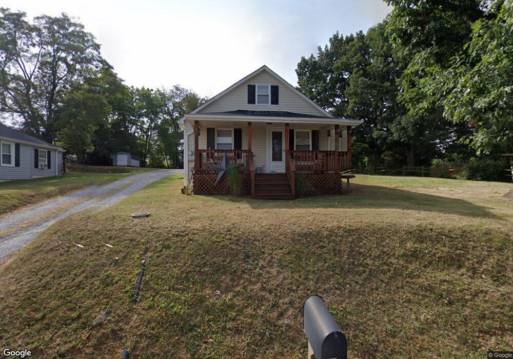 2092 Lyndhurst Rd, Waynesboro, VA 22980 - photo 1