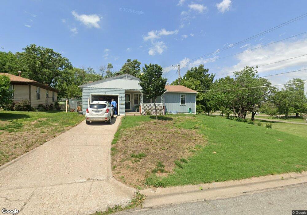 904 SW Armagh St, Topeka, KS 66611 - photo 1