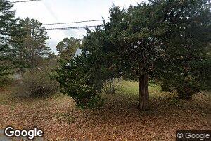 42 Holland Rd, Kennebunk, ME 04043
