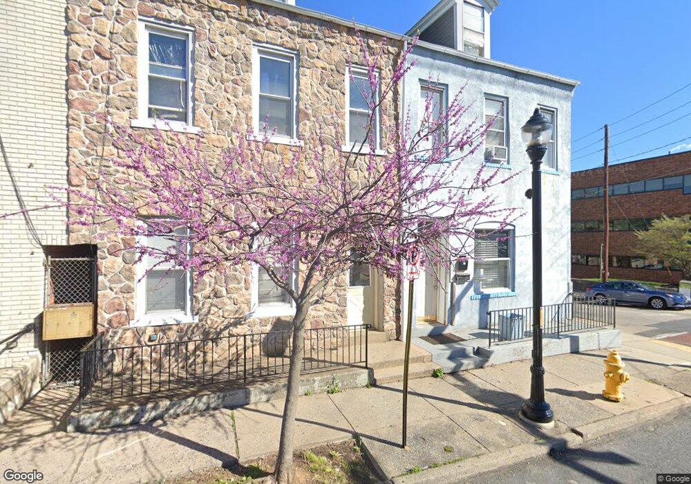 501 W Chew St unit 1, Allentown, PA 18102 - photo 1