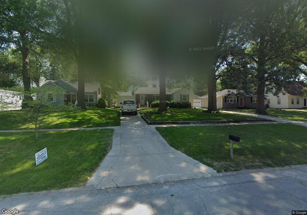 1305 S Elm St, Shenandoah, IA 51601 - photo 1