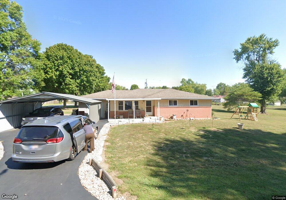 374 Collier St, Columbus, IN 47201 - photo 1