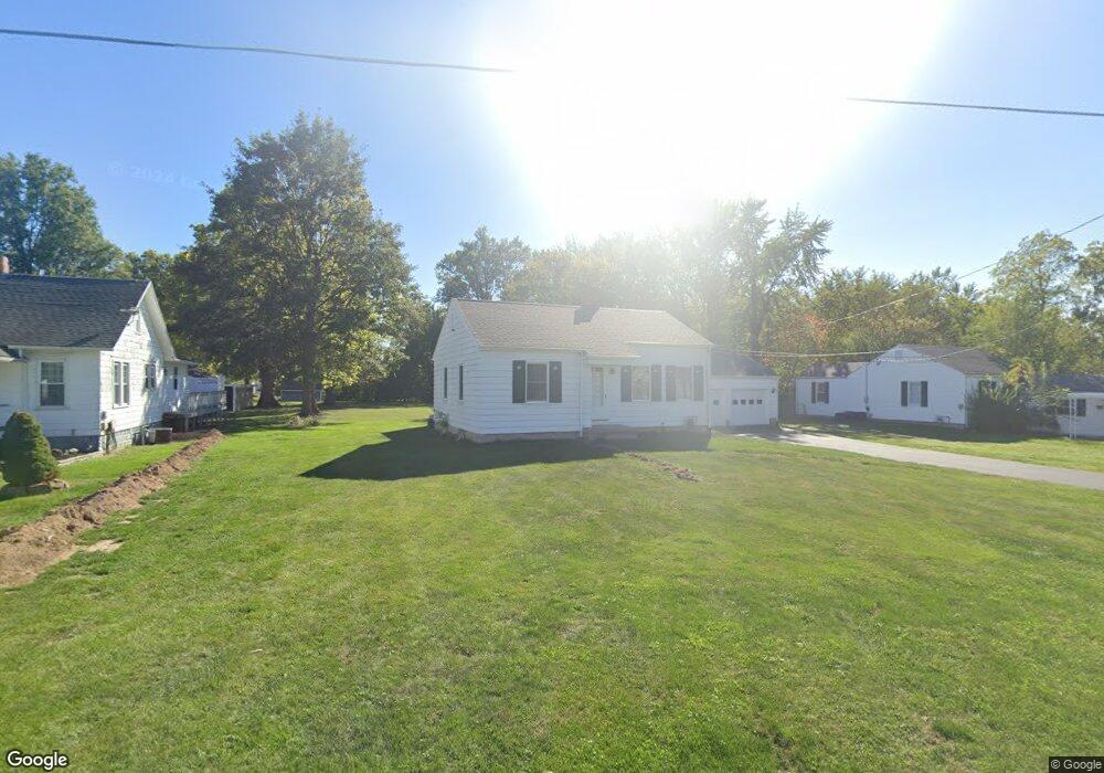 2253 Garden Blvd, Lima, OH 45805 - photo 1