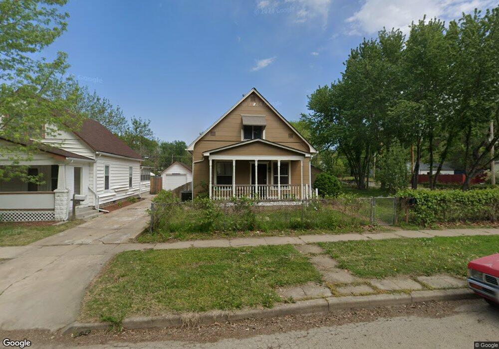 224 SW Orchard St, Topeka, KS 66606 - photo 1
