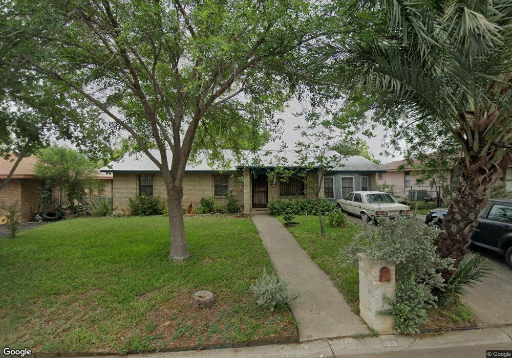 1310 Hibiscus Ln, Laredo, TX 78041 - photo 1