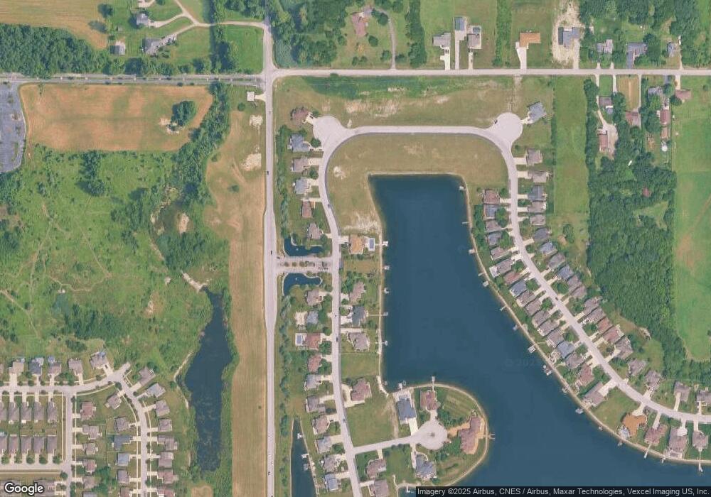 10217 Doubletree Dr N, Crown Point, IN 46307 - photo 1