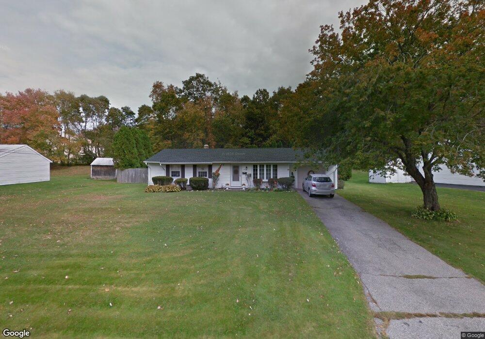 199 Burnside Dr, Swansea, MA 02777 - photo 1