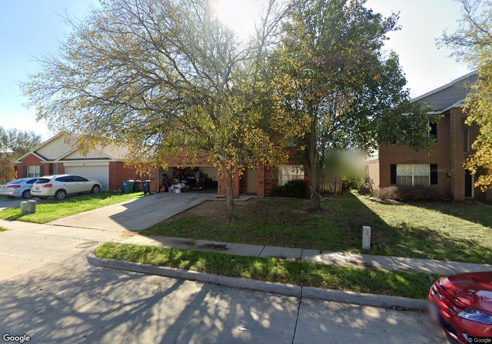 917 Beechwood Dr, Denton, TX 76210 - photo 1