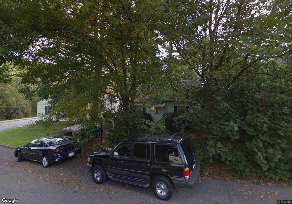 4 Moore St, Kittery, ME 03904 - photo 1