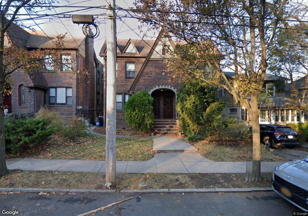 244 Hart Blvd unit 246, Staten Island, NY 10301 - photo 1