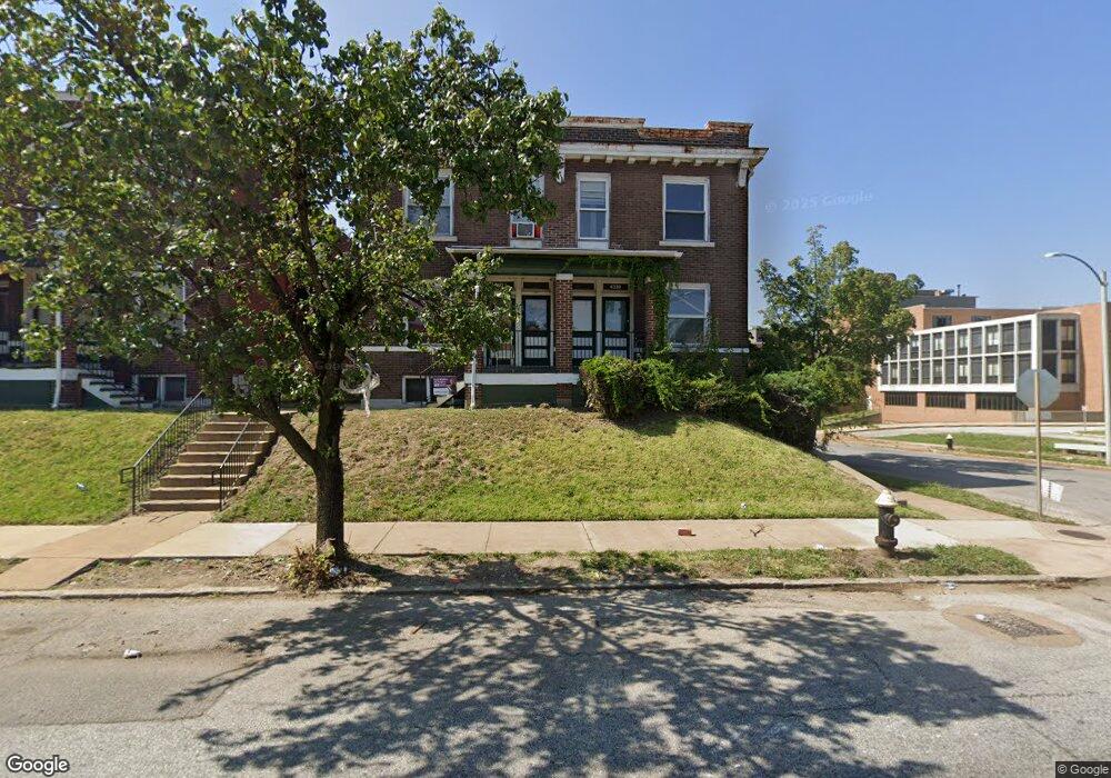 4337 N Newstead Ave, Saint Louis, MO 63115 - photo 1