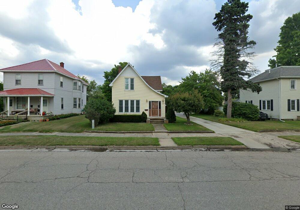 222 Whitelam St, Bad Axe, MI 48413 - photo 1