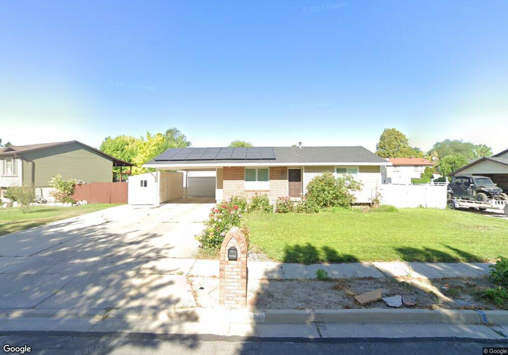 8234 S 1560 W, West Jordan, UT 84088 - photo 1