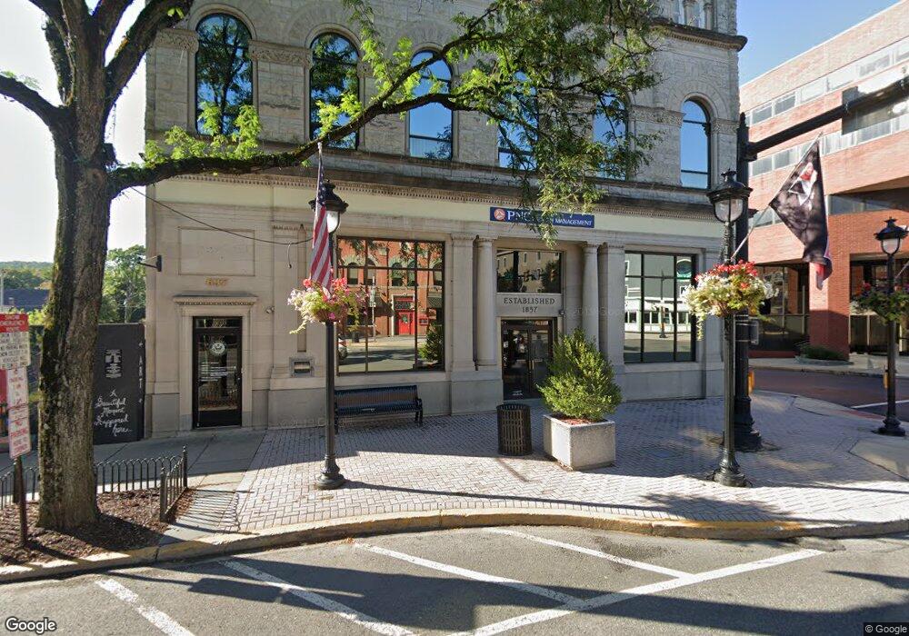 639 Main St unit 2, Stroudsburg, PA 18360 - photo 1