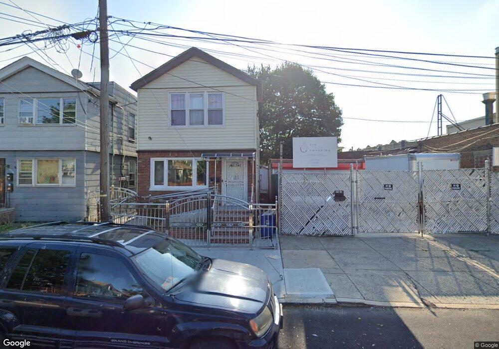 8714 110th St, Jamaica, NY 11418 - photo 1