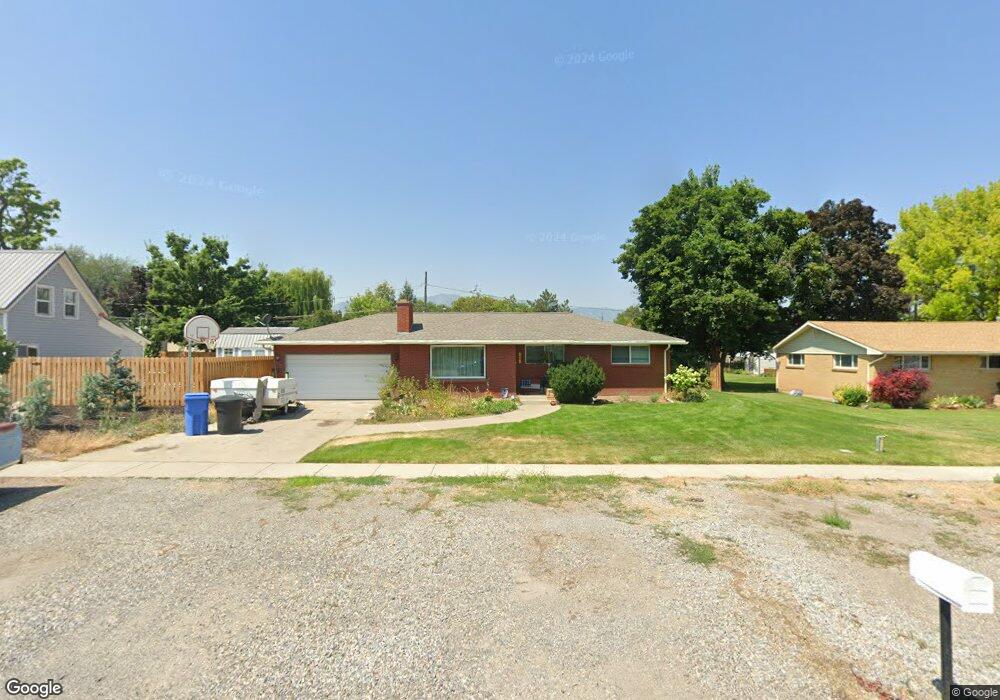 219 N 100 W, Hyrum, UT 84319 - photo 1