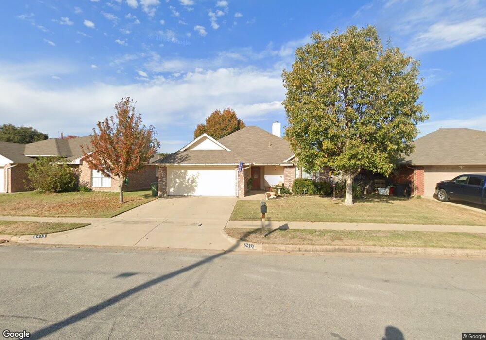 8413 Odell St, North Richland Hills, TX 76182 - photo 1