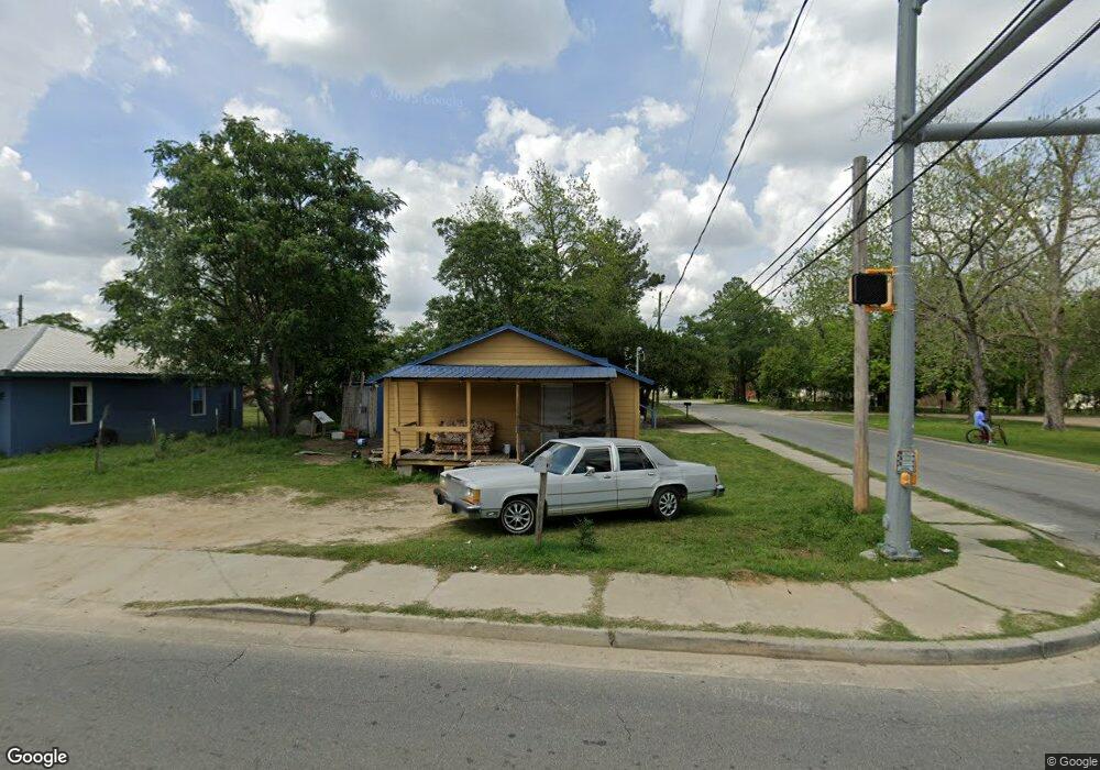 519 Elm St, Tifton, GA 31794 - photo 1