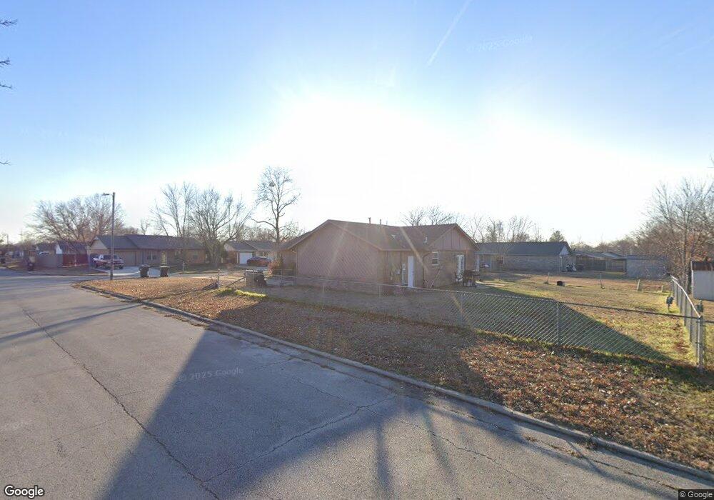 1401 E 143rd St, Glenpool, OK 74033 - photo 1